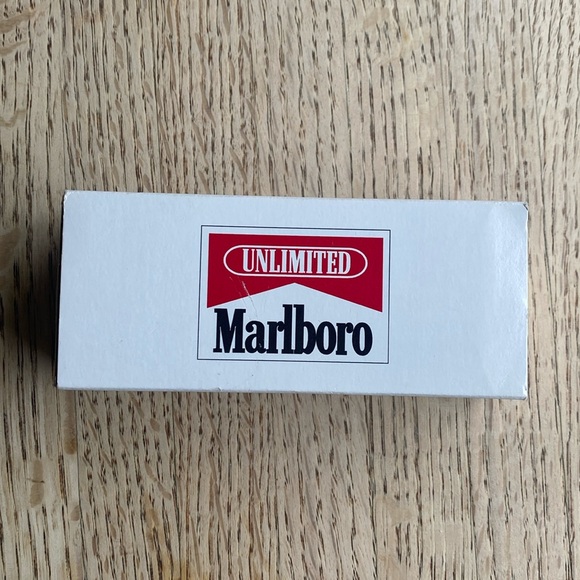 Swiss Army Multi-tool , Marlboro/victorinox - Picture 3 of 5